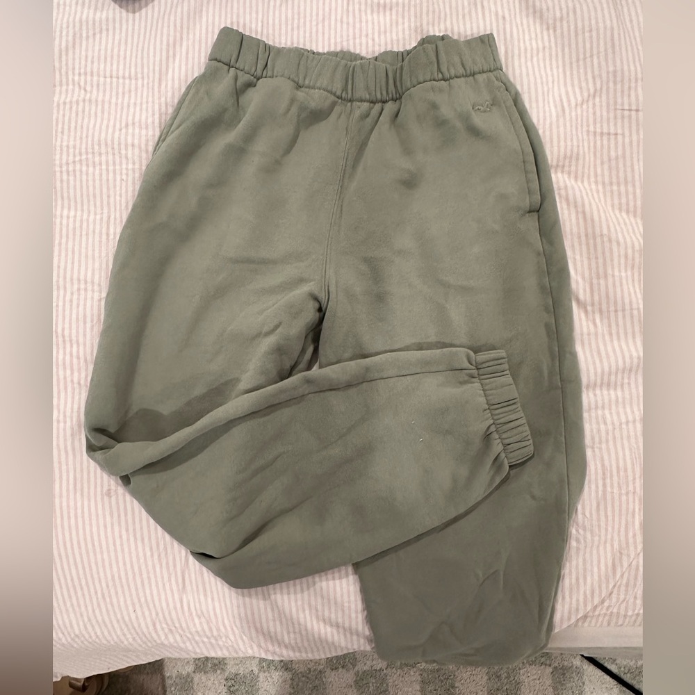 Hollister High Waisted Joggers